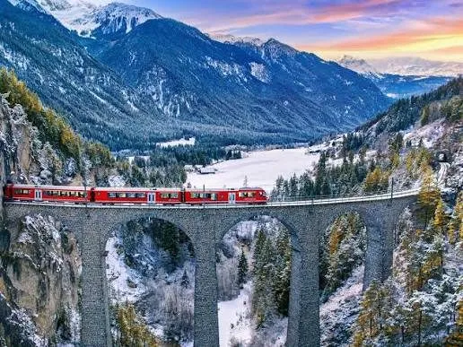 Hidden Swiss Alpine Journey – Scenic Trains & Lakes — photo 3