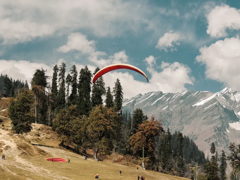 Dream Manali : Snow Nature & Unforgettable Mountains